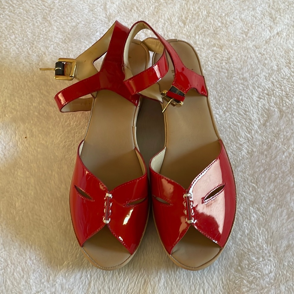 New Analí SZ 8 red shoes